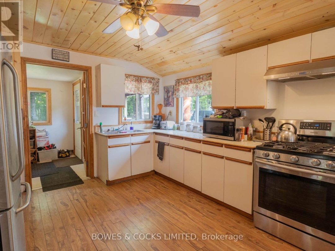 2070 FORTESQUE LAKE ROAD, Highlands East (Glamorgan)