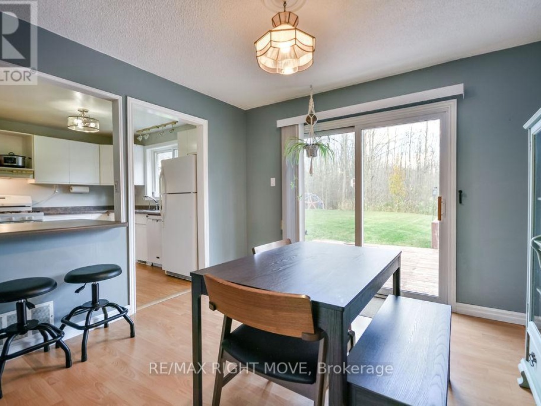 3811 LEO CRESCENT, Barnstable Bay