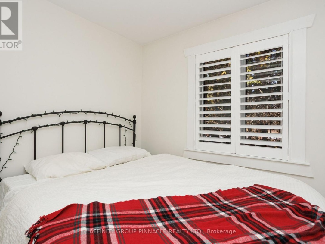 147 STURGEON GLEN ROAD, Sturgeon Lake