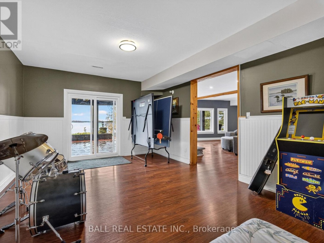 151 PELLER COURT, Pigeon Lake