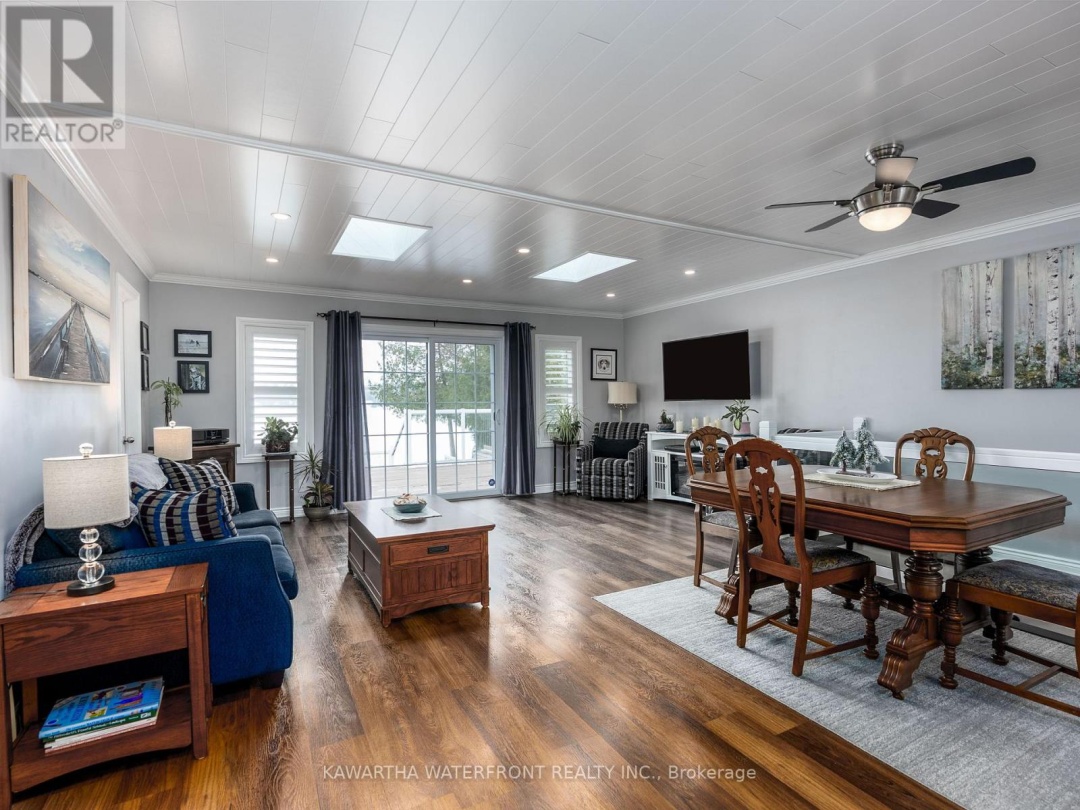 26 GREENWOOD CRESCENT, Canal Lake