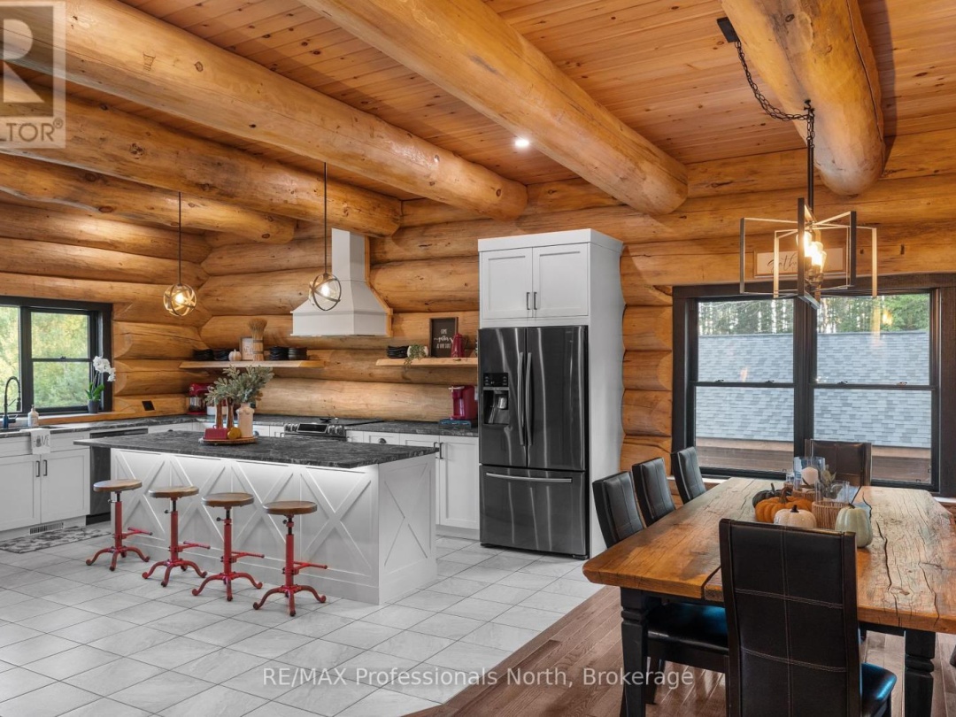 44 North Waseosa Lake Road, Huntsville (Chaffey)