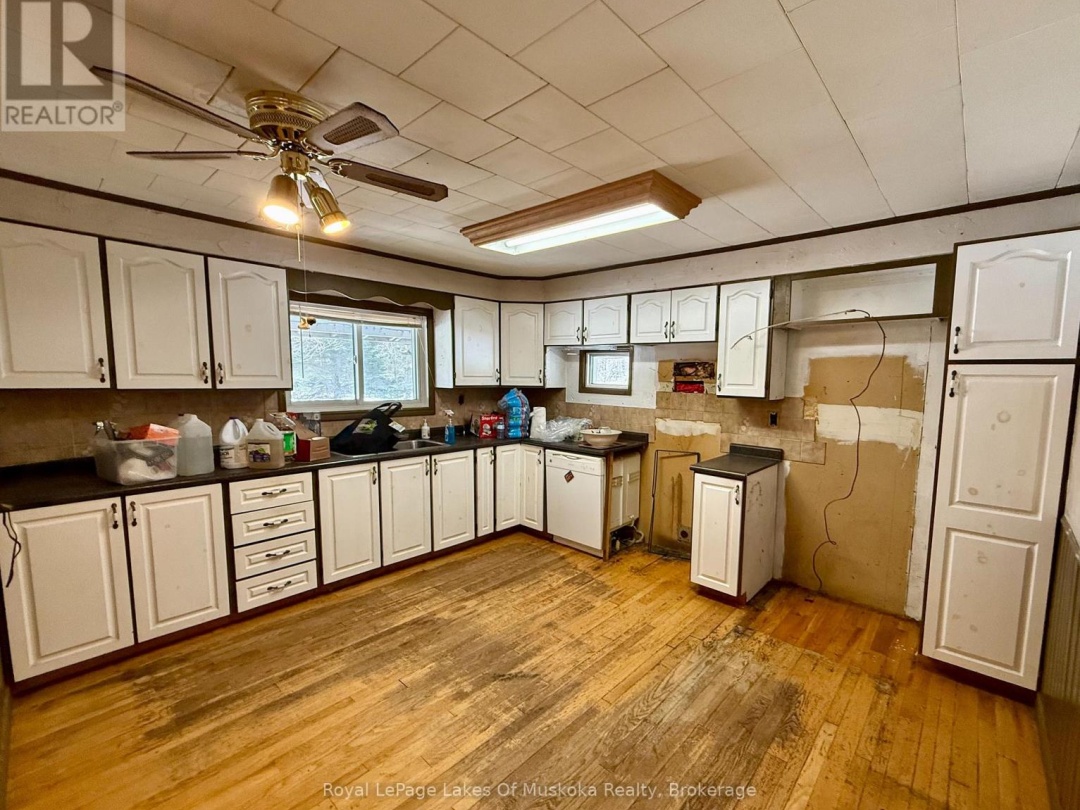 1071 NAISMITH ROAD, Bracebridge (Macaulay)