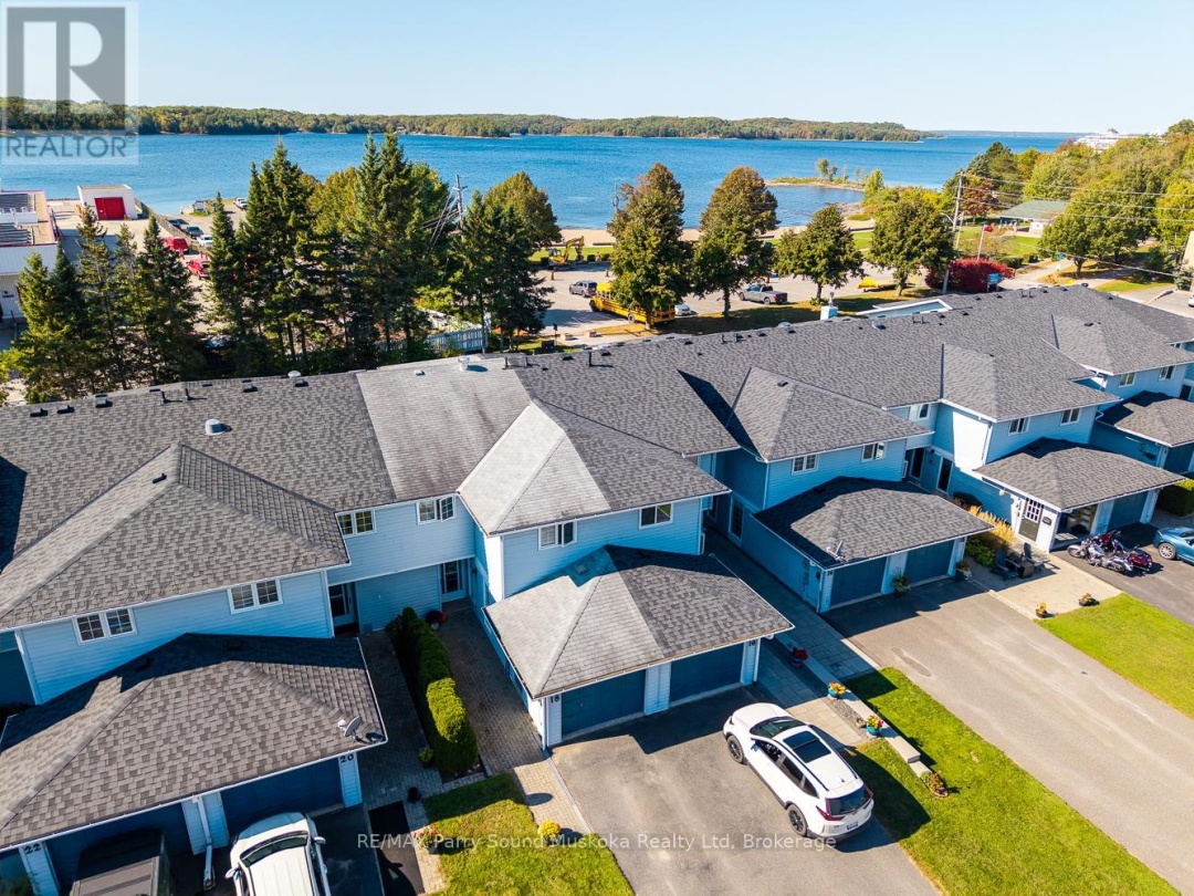 18 GEORGIAN BAY AVENUE, Parry Sound