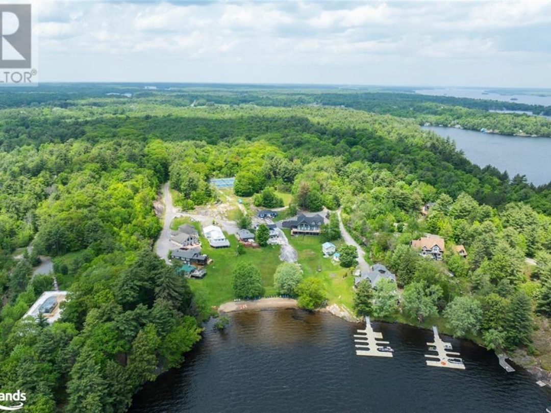 1142 Parkers Point Road, Lake Muskoka