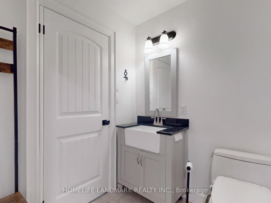 208 LAKESHORE DRIVE, Trent-Severn Waterway
