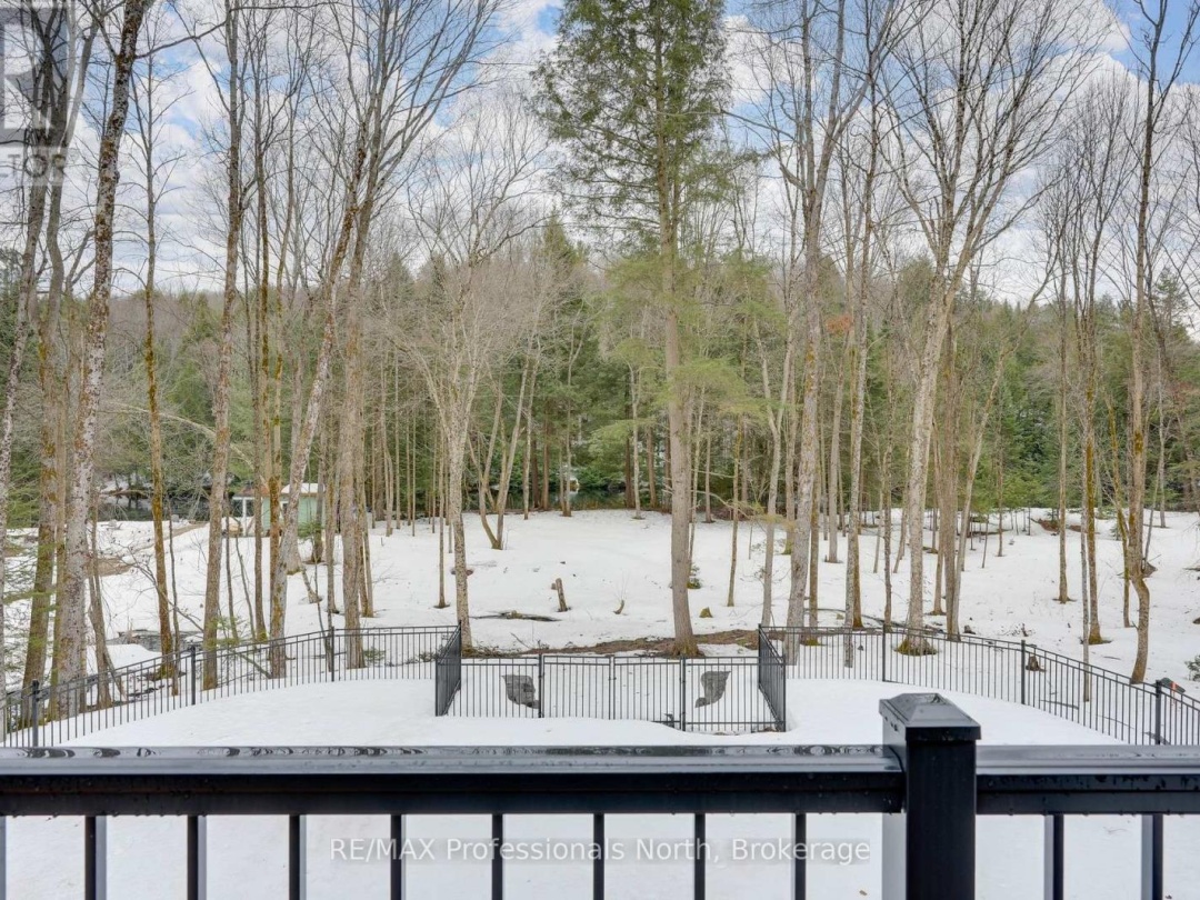 1192 HIGH FALLS ROAD, Muskoka River
