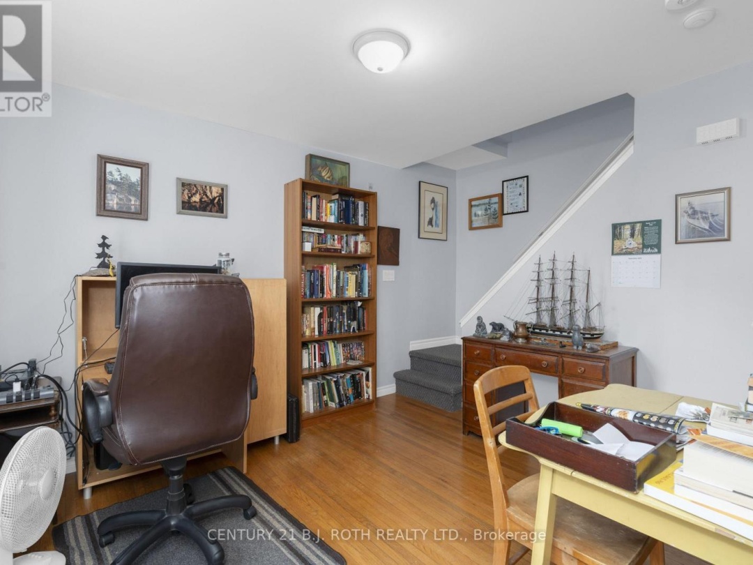 165 PARKVIEW AVENUE, 