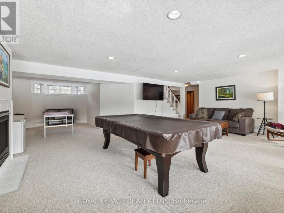 16 BLACK BEAR DRIVE, Burnt River