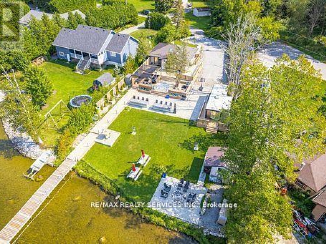 28 ELDONIA ROAD, Canal Lake