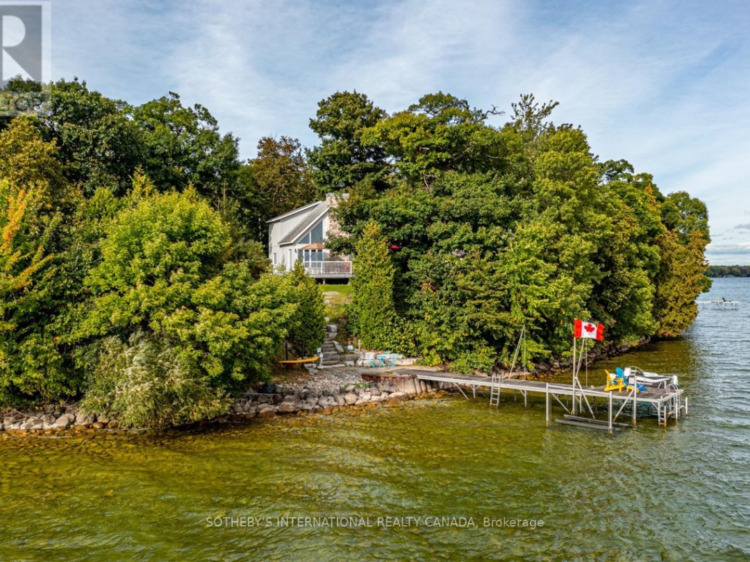 1 & 2 IVY LANE, Lake Simcoe
