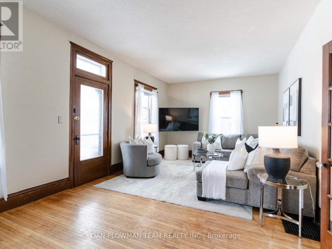 48 DUNN STREET, Kawartha Lakes (Bobcaygeon)