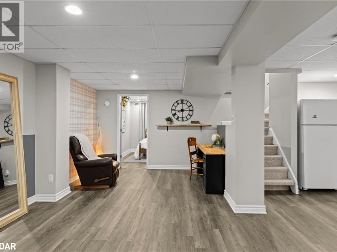 21 BRANDON Crescent, 