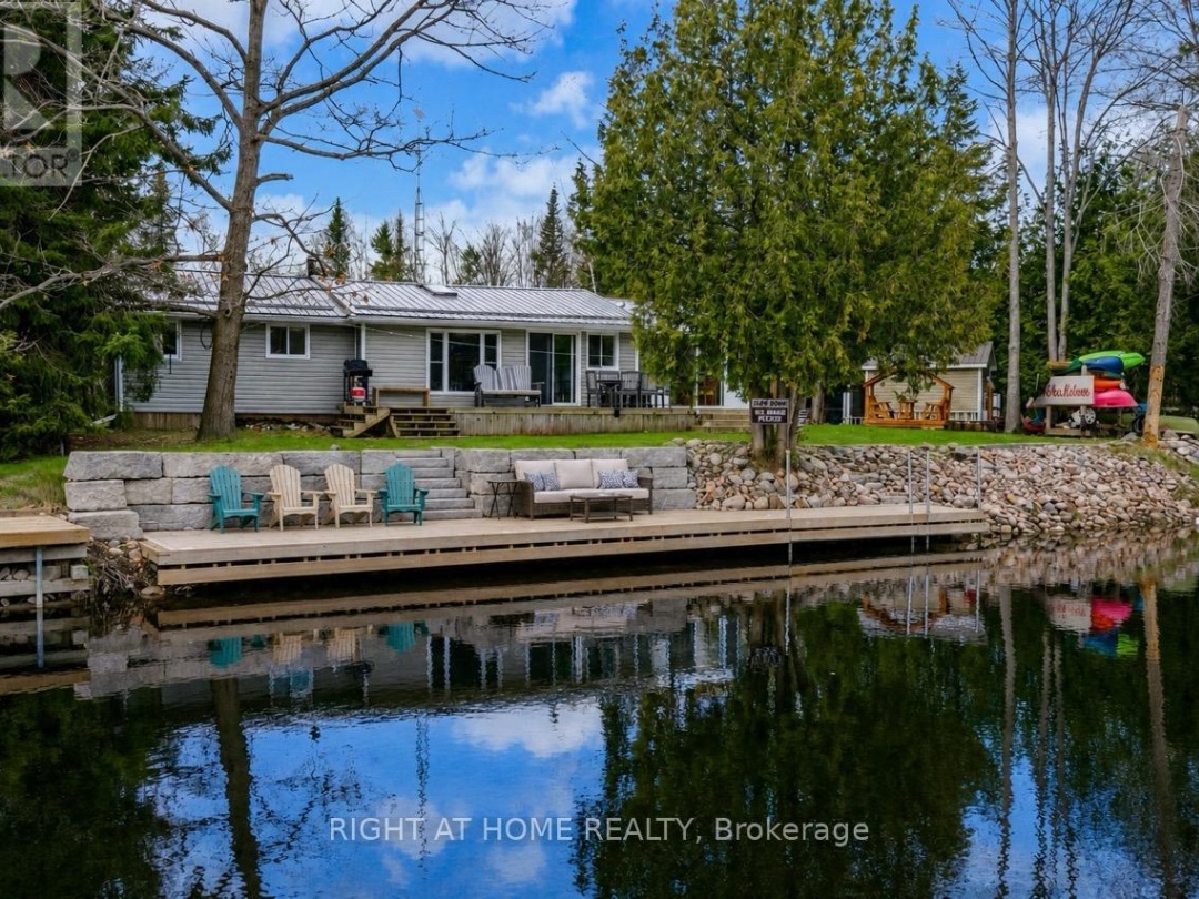 369 SOUTHAM DRIVE, Burnt River