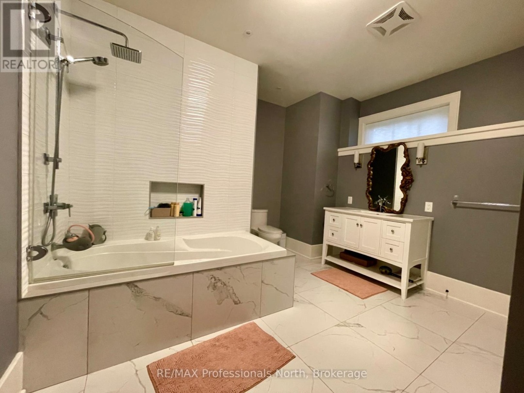 11 TIPPER LANE, 
