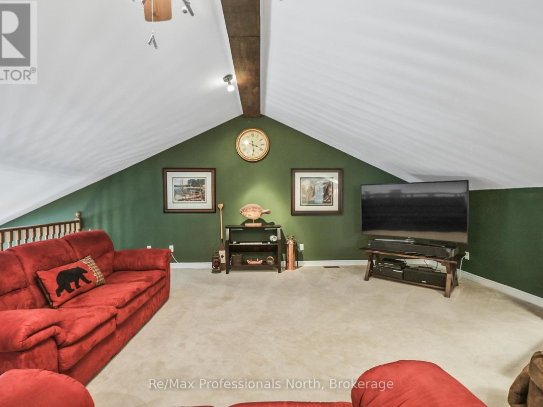 15 MUSKOKA BAY BOULEVARD, Gravenhurst (Muskoka (S))