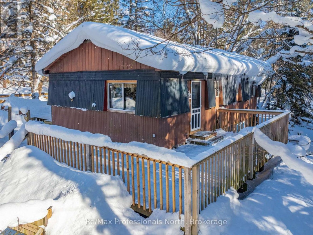 1465 FALKENBURG ROAD, Muskoka Lakes (Monck (Muskoka Lakes))
