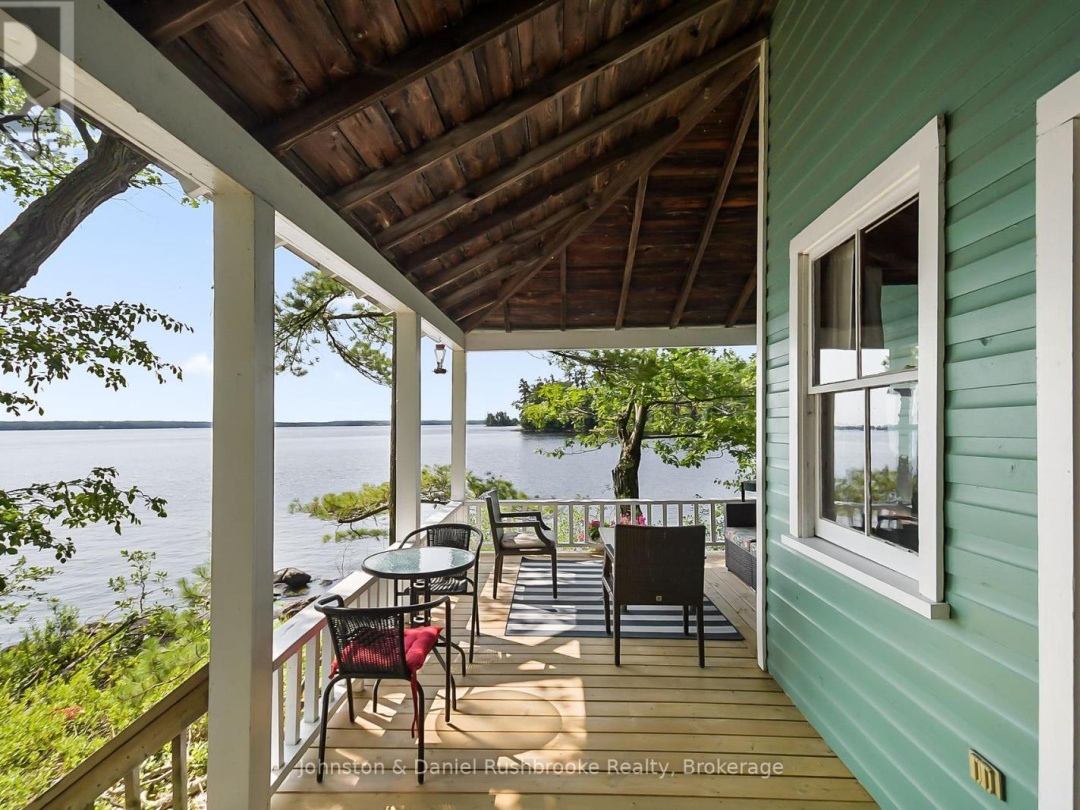 1000 REGATTA ISLAND W, 