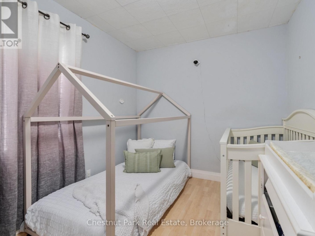 3 CORA STREET E, Huntsville (Chaffey)