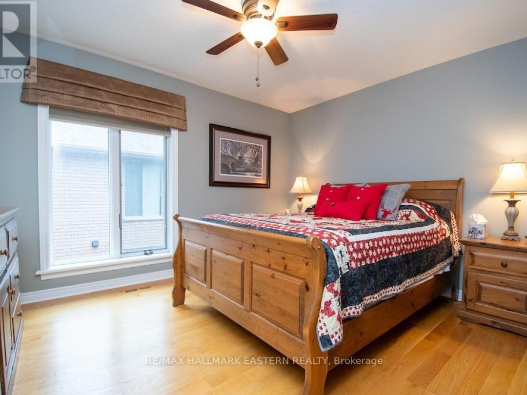 4 HUNTINGWOOD CRESCENT, Kawartha Lakes (Bobcaygeon)