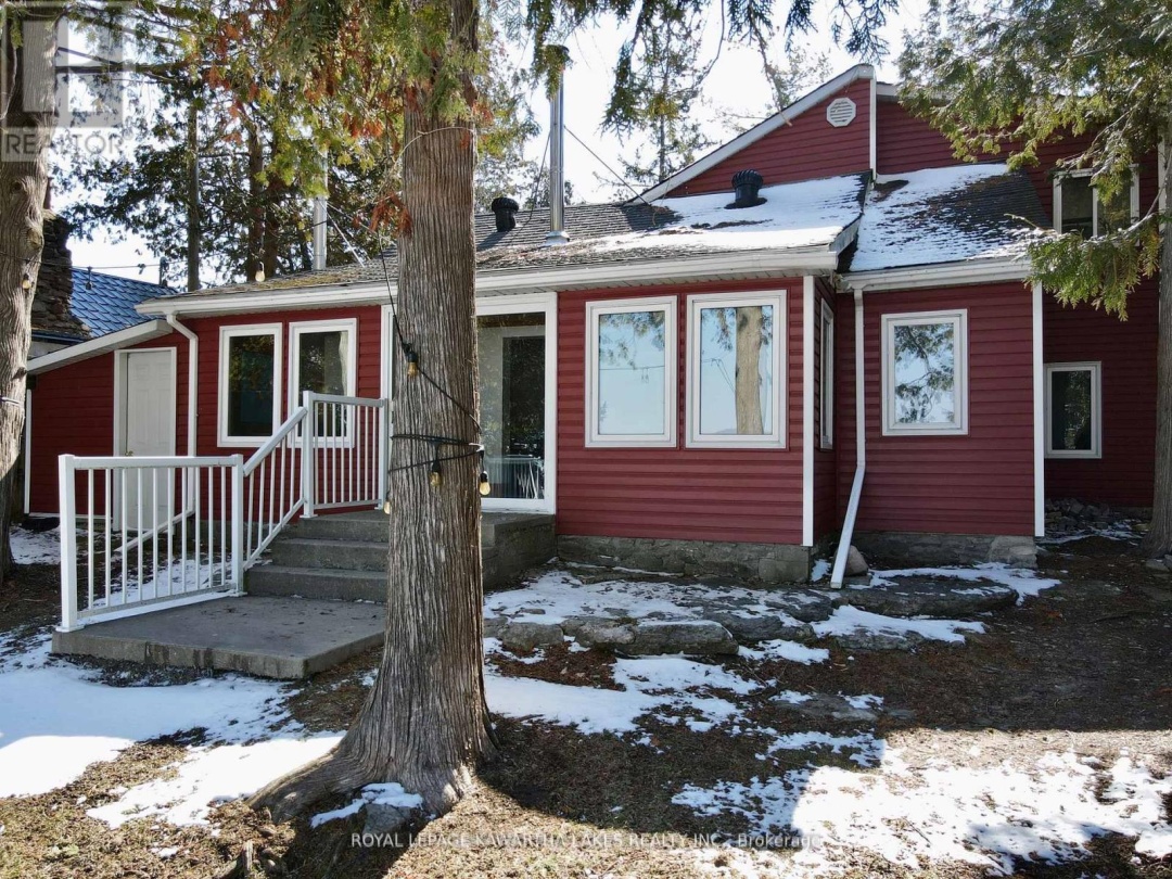 1136 SYLVAN GLEN DRIVE, Dalrymple-South Lake