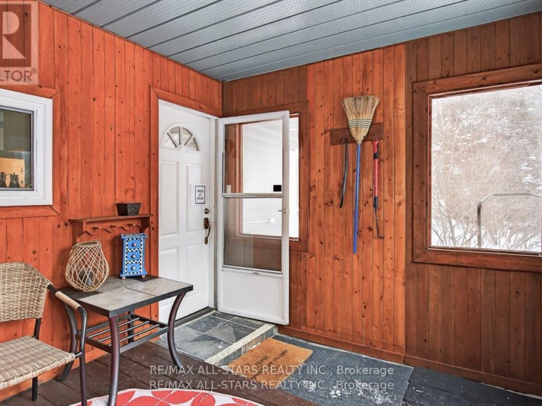 220 MCGUIRE BEACH ROAD, Kawartha Lakes (Carden)