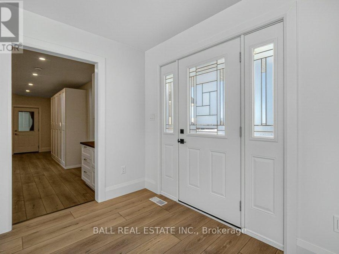 73 LAKEVIEW CRESCENT, Pigeon Lake