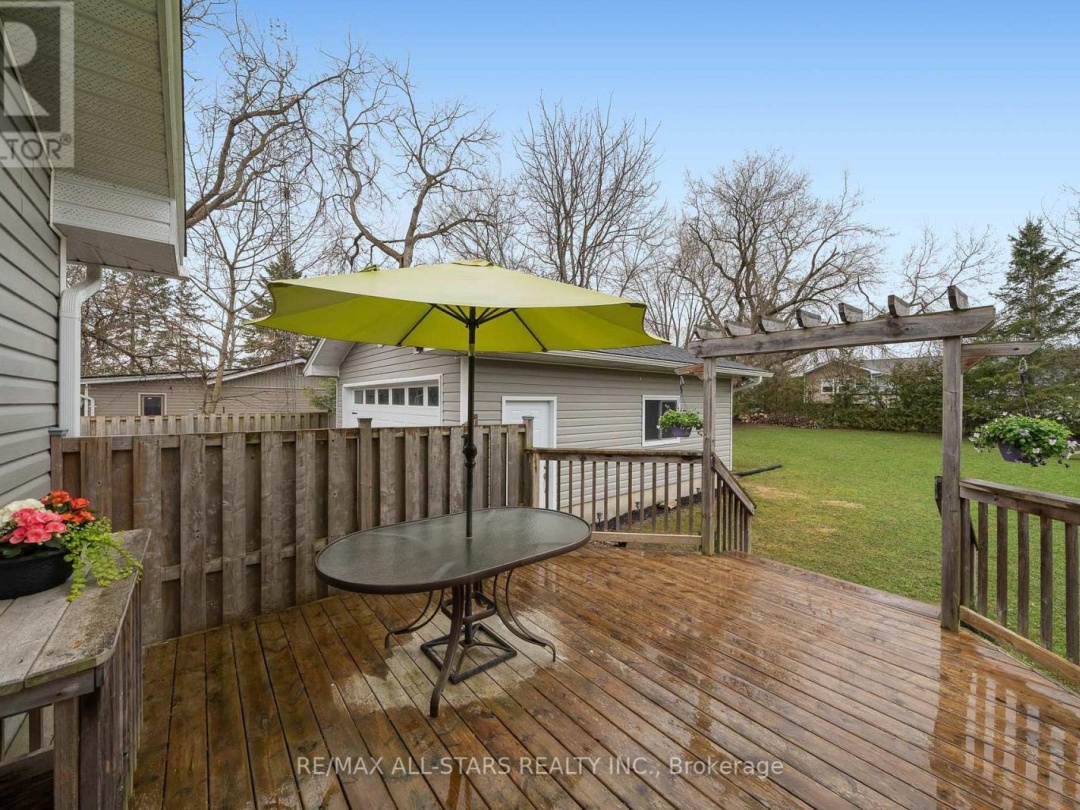 32 Newman Road, Kawartha Lakes (Mariposa)