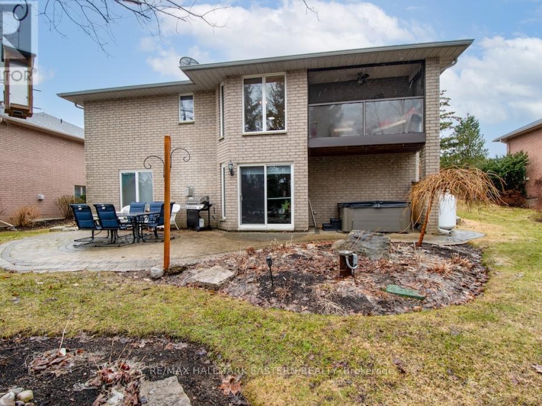 4 HUNTINGWOOD CRESCENT, Kawartha Lakes (Bobcaygeon)
