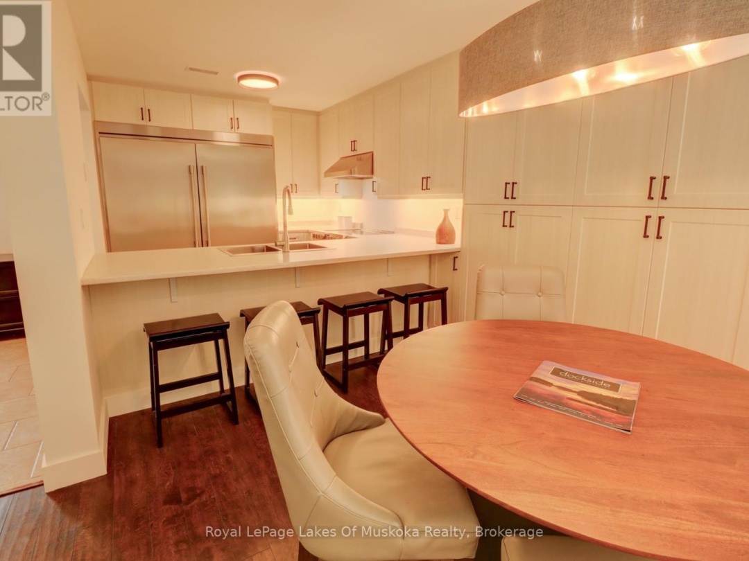 8 - 1561 HIDDEN VALLEY ROAD, 