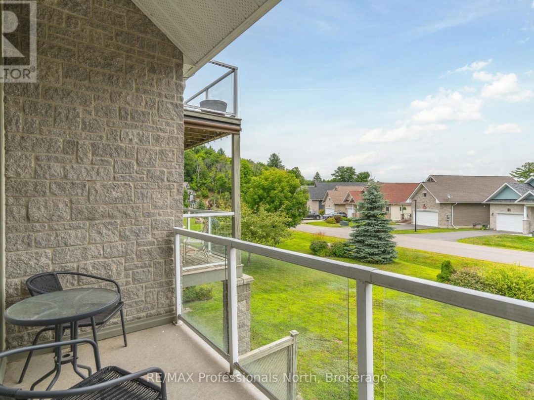 46 WEBB CIRCLE, 