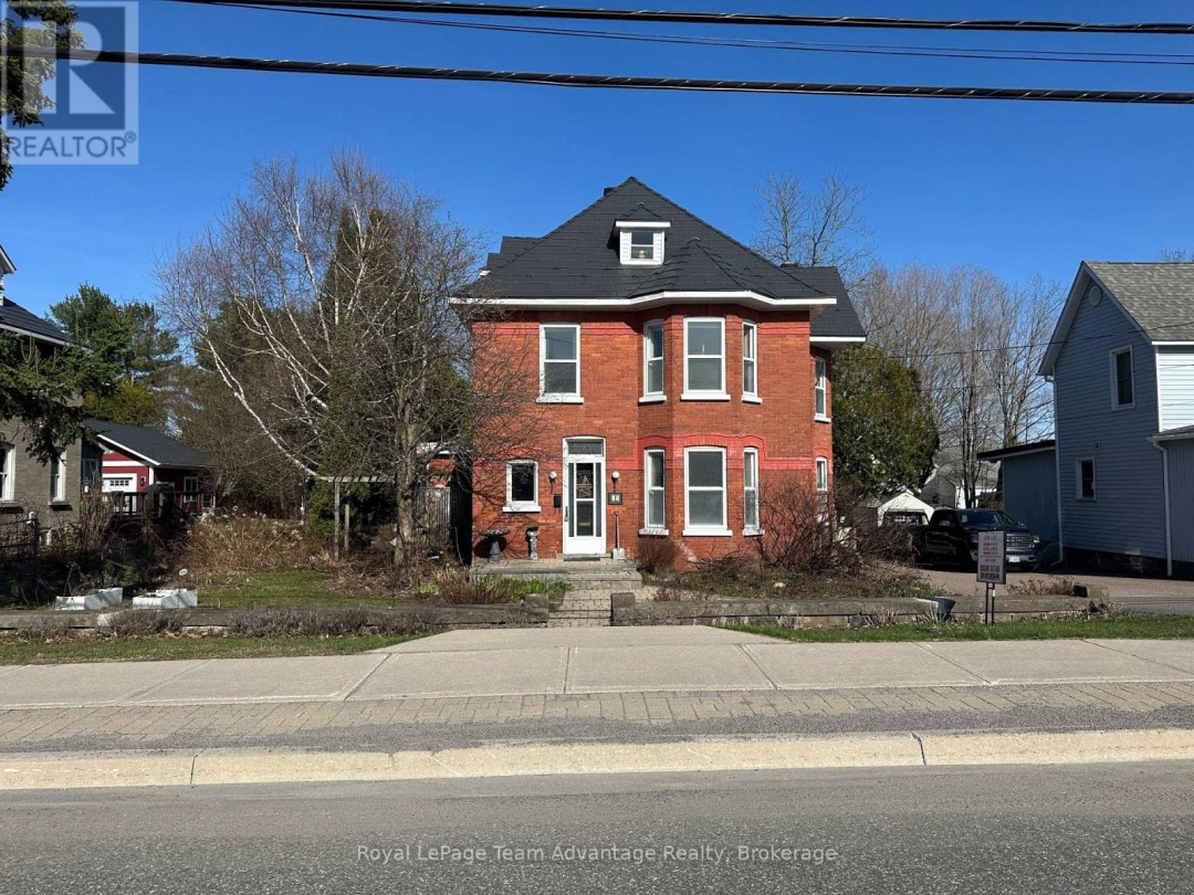 79 GIBSON STREET, Parry Sound