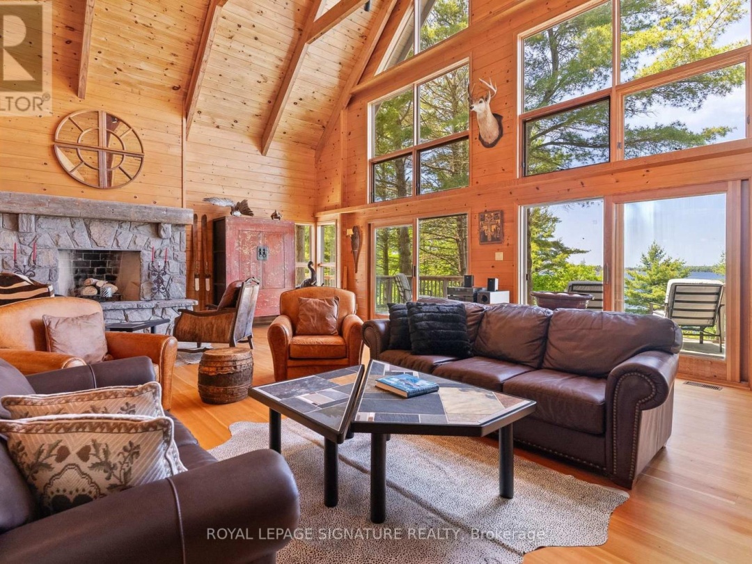 B350 ECHO ISLAND, Georgian Bay