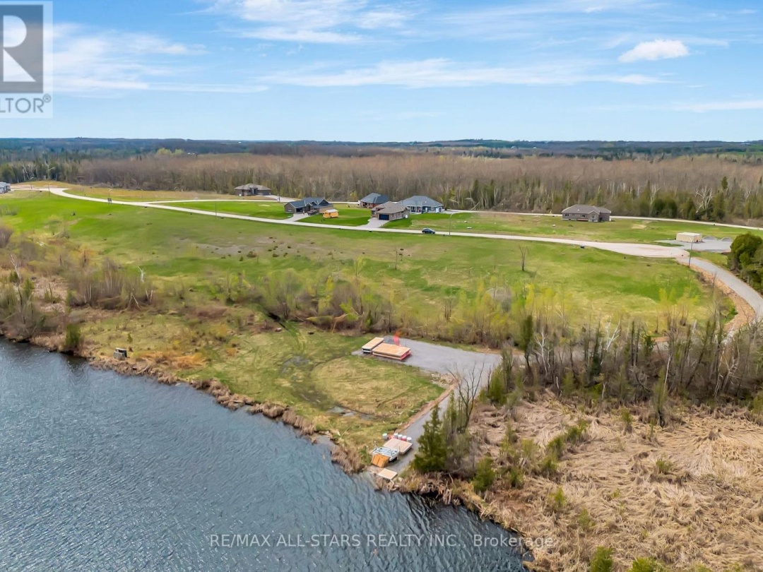 16 AVALON DRIVE, Sturgeon Lake