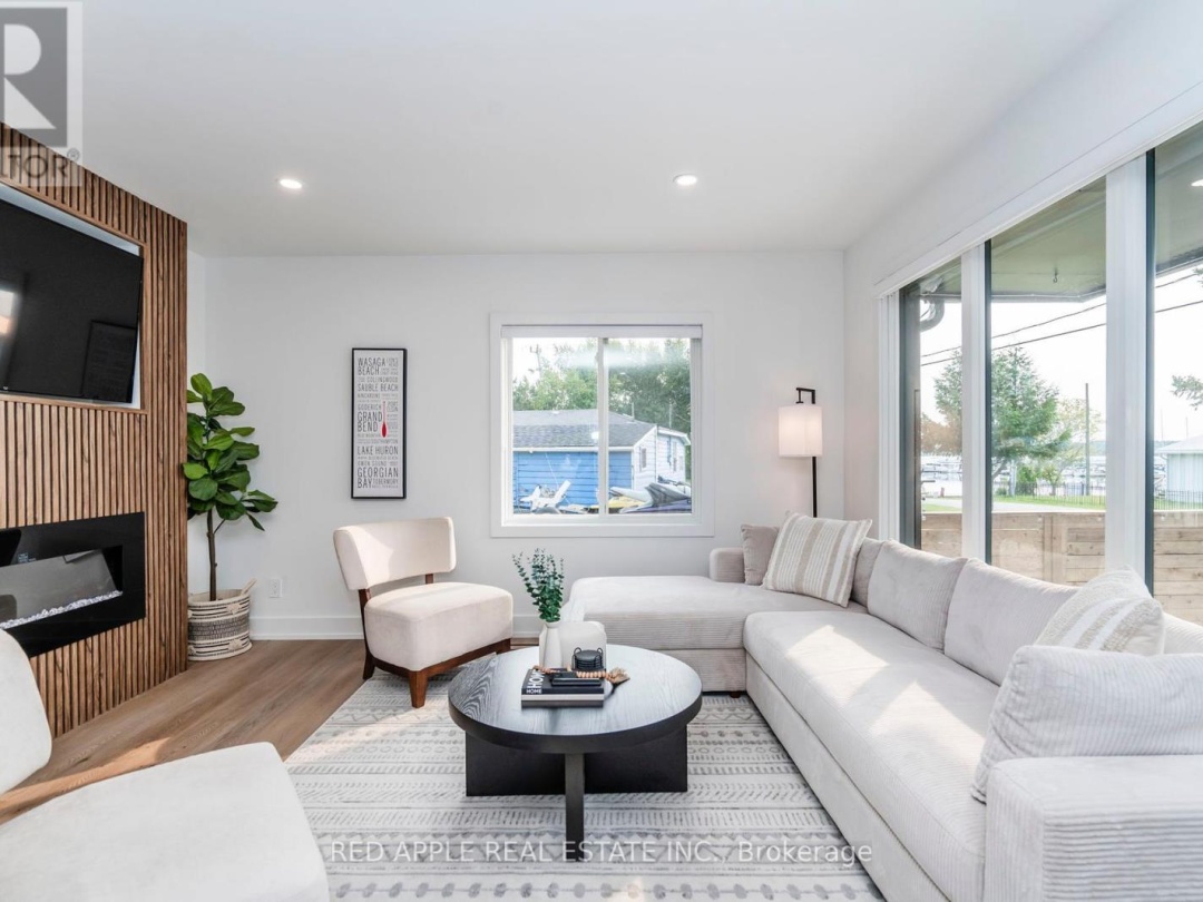 205 HOYT AVENUE, 