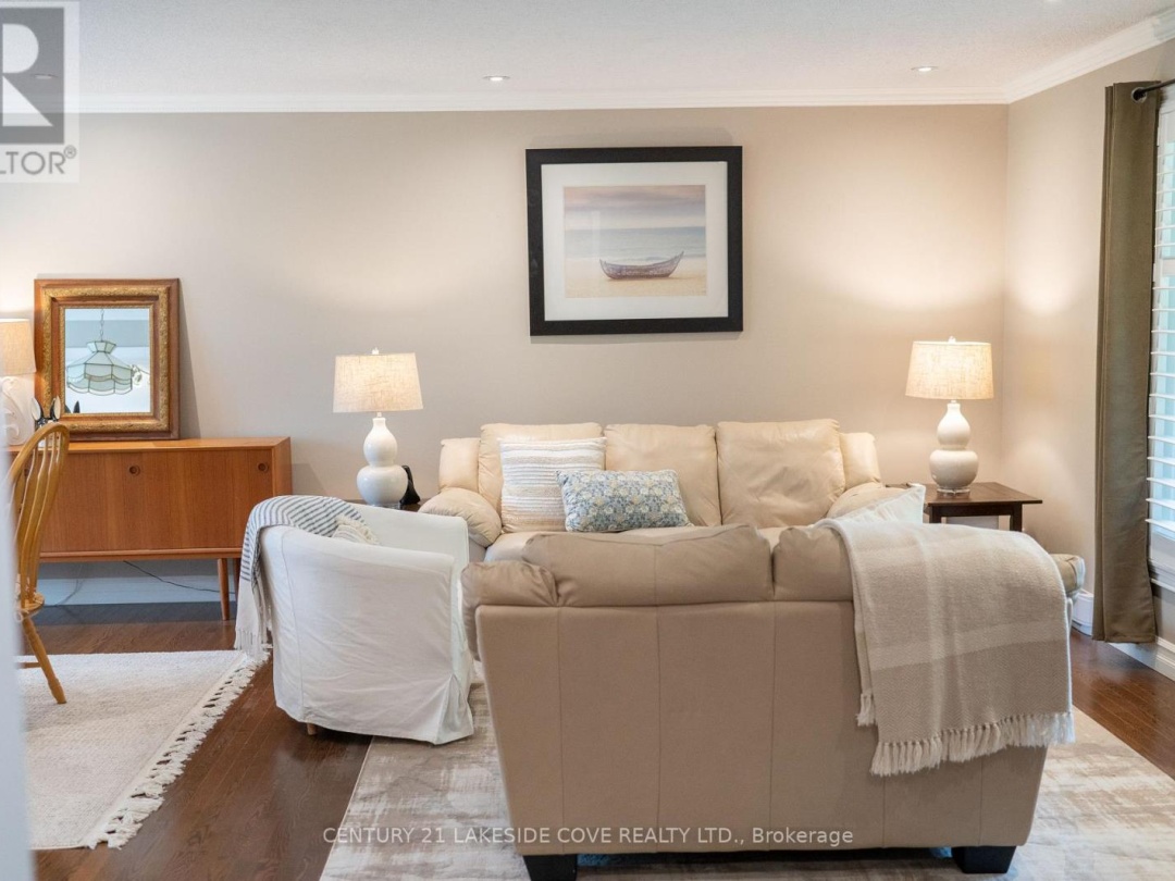 27 THICKETWOOD PLACE, Lake Simcoe