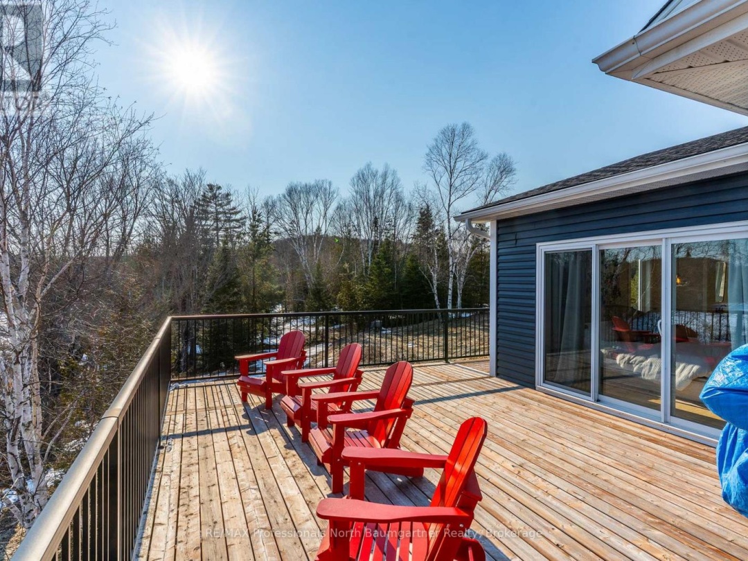 4318 GLAMORGAN ROAD, Haas Lake