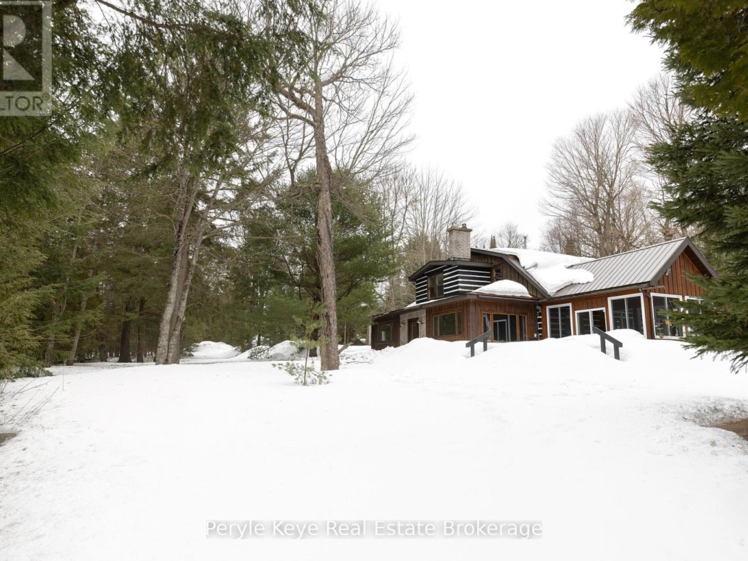 2391 LIMBERLOST ROAD, Dotty Lake