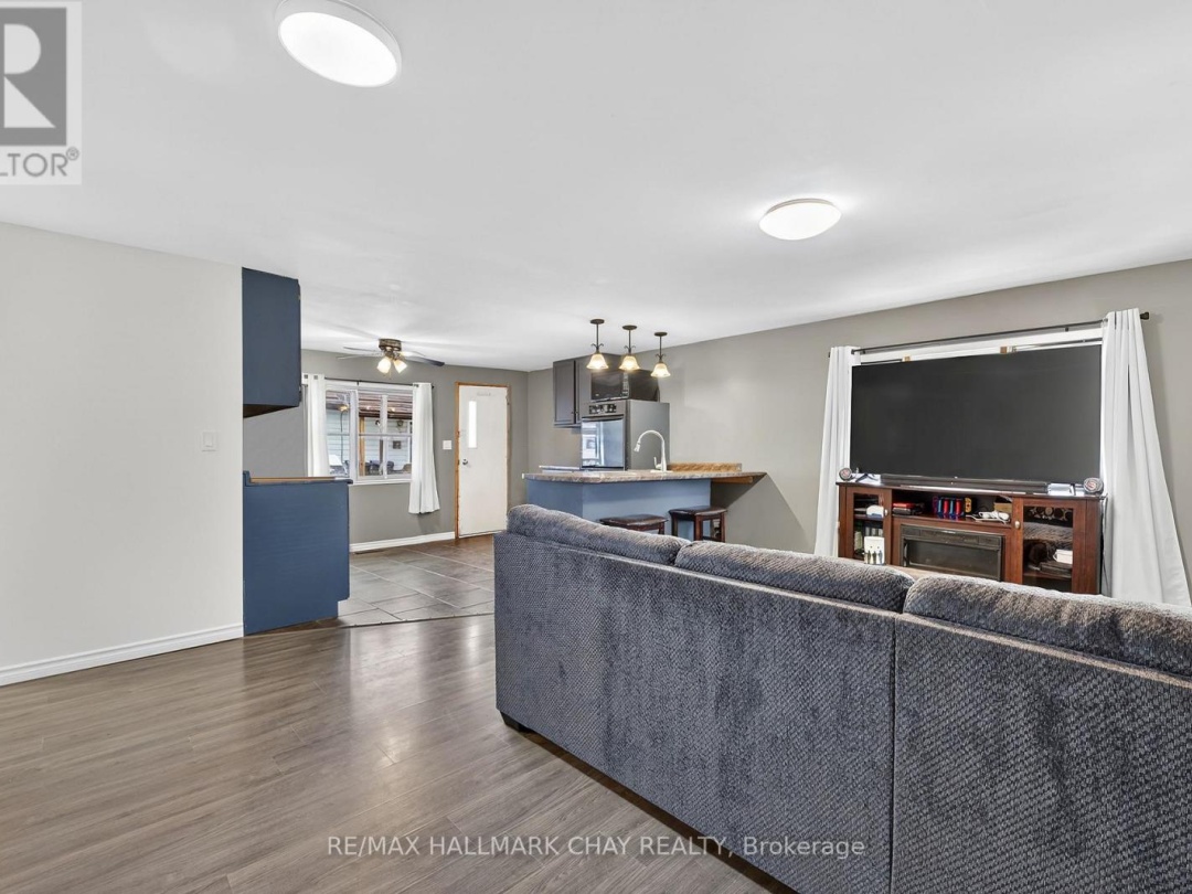 4125 ELAINE STREET, Severn