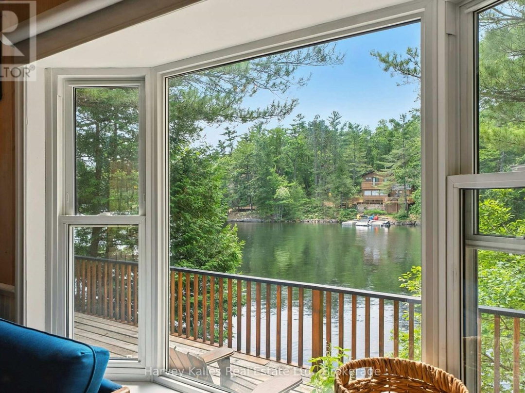 1078 MCKENZIE ROAD, Lake Muskoka
