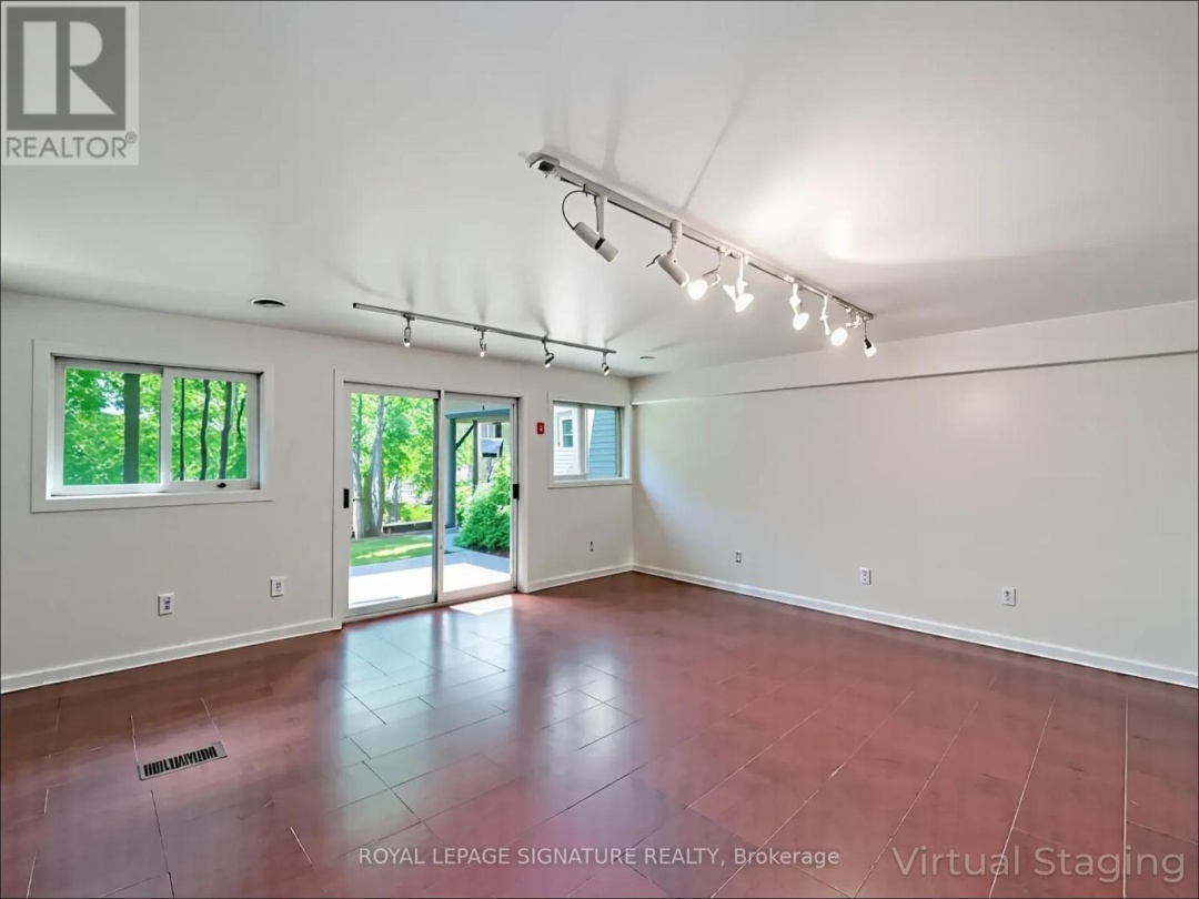 22 IROQUOIS RIDGE, 
