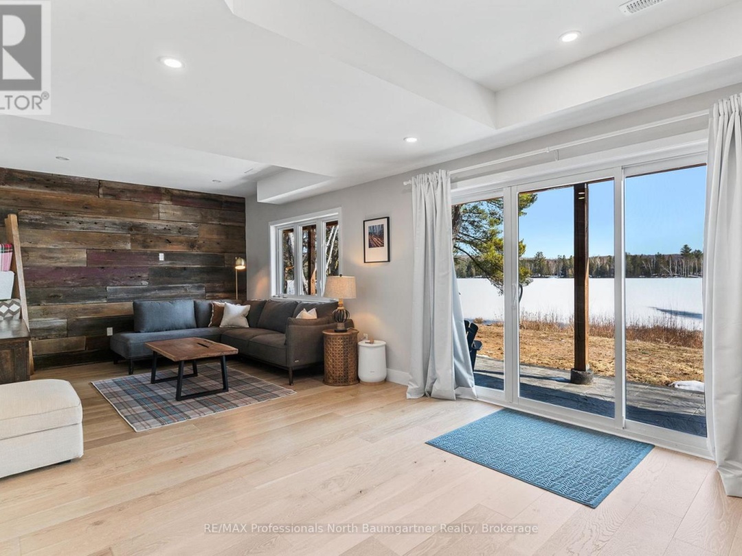 4318 GLAMORGAN ROAD, Haas Lake