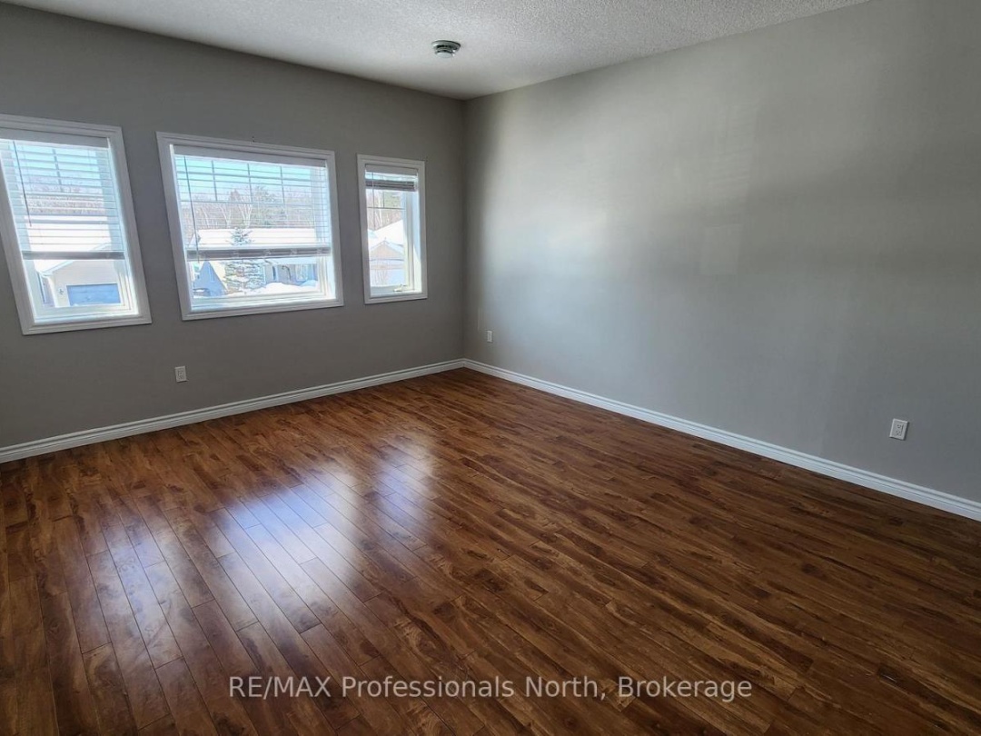 33 GOODWIN DRIVE, Huntsville (Chaffey)