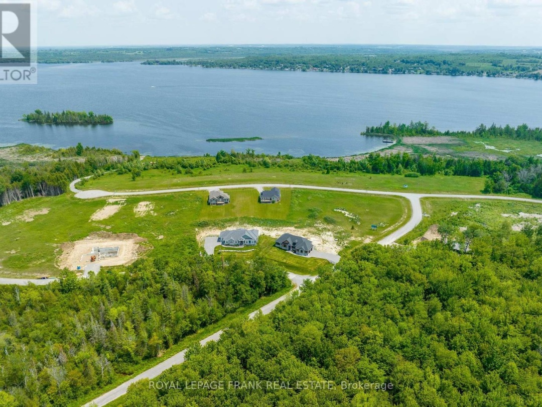 11 NIPIGON STREET, Sturgeon Lake
