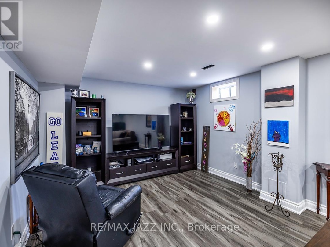 38 POLLOCK AVENUE, Brock (Beaverton)