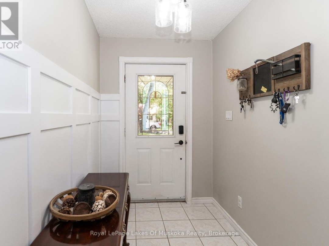 220 ALEXANDER STREET, Gravenhurst (Muskoka (S))