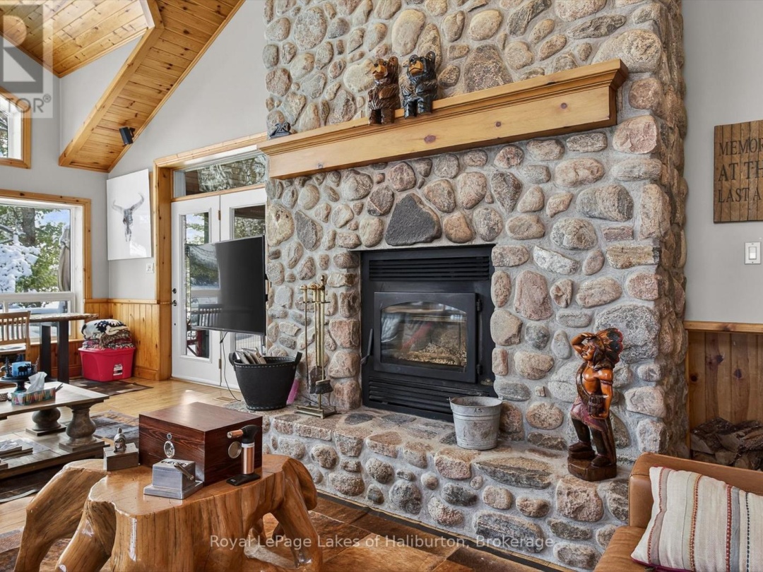 54 CLEARVIEW DRIVE, Crystal Lake