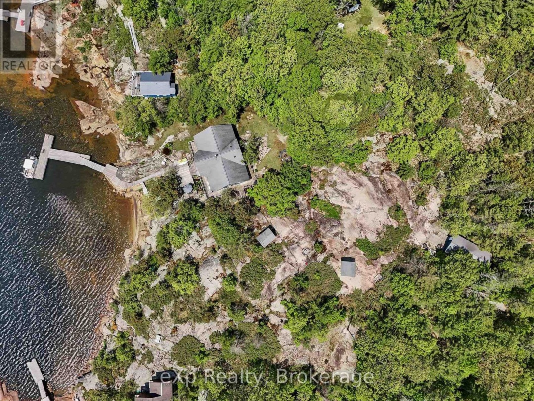 6646 1040LITTLEBEAUSOLEIL ISLAND, Georgian Bay