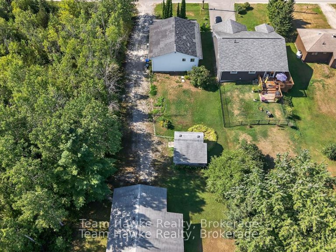 203 WOODLANDS AVENUE, 