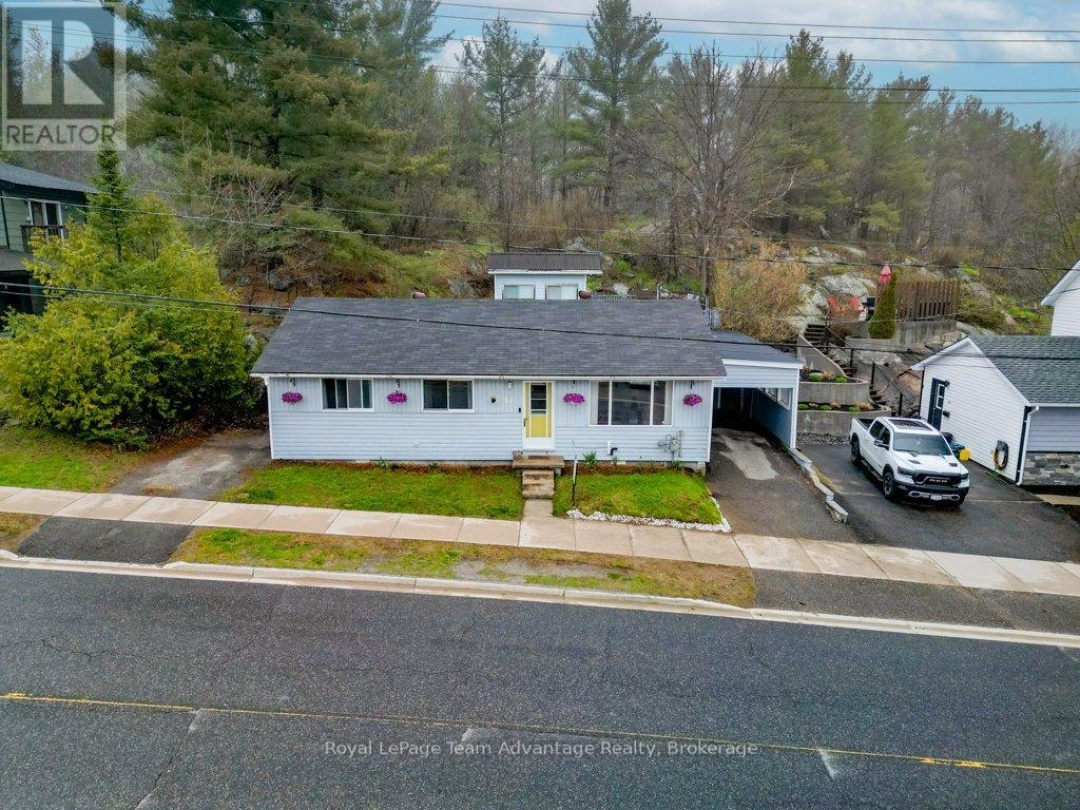 31 CASCADE STREET, Parry Sound